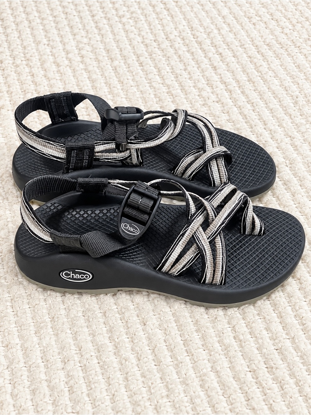 Chaco Woman's Black Striped Z/Cloud Sandals